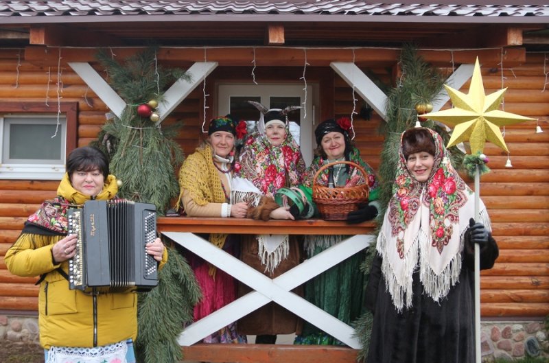 У аграгарадку Каралн святкавал Калядк